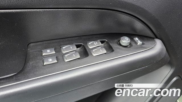 KG Mobility (SsangYong) Rexton Sports Khan Diesel 2.2 4WD Noblesse 2022 — фото 29