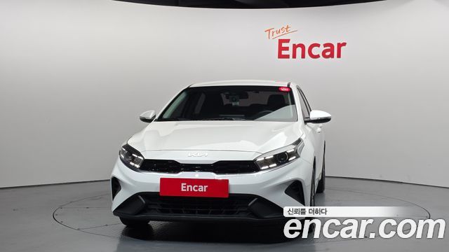 Kia K3 (II) 1.6 Prestige 2023 — фото 3