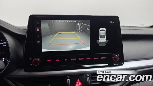 Kia K3 (II) 1.6 Prestige 2023 — фото 16