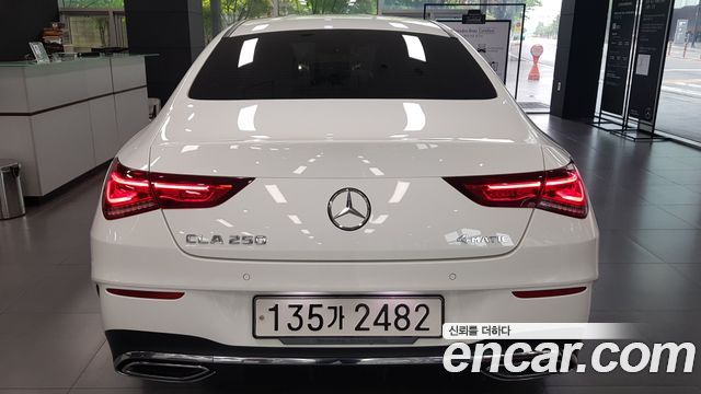 Mercedes-Benz CLA-Class (C118) CLA250 4MATIC 2023 — фото 4