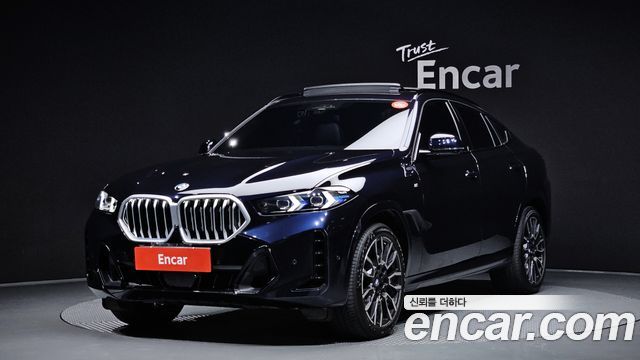 BMW X6 (G06) xDrive40i M Sport 2024 — фото 1