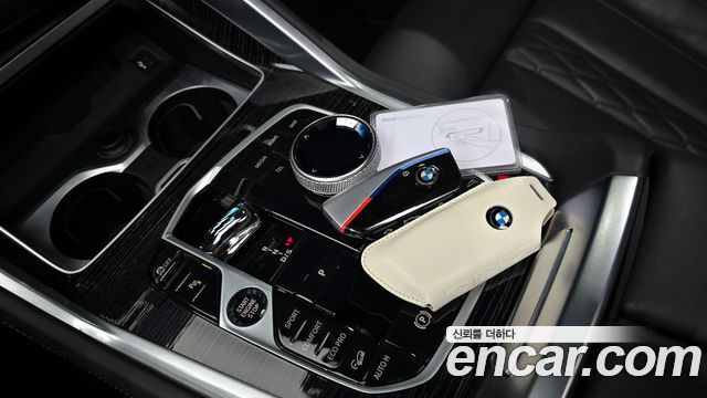 BMW X6 (G06) xDrive40i M Sport 2024 — фото 9