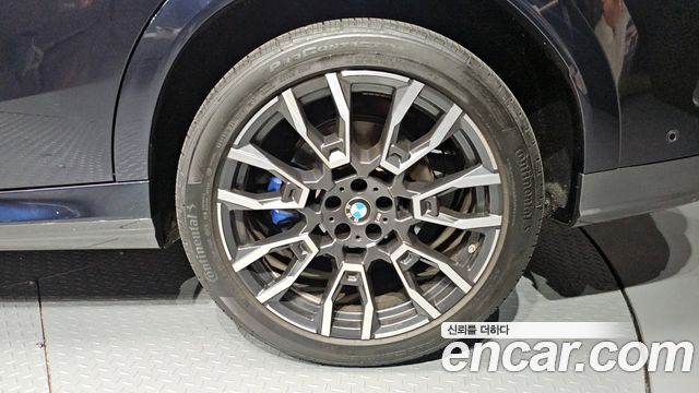 BMW X6 (G06) xDrive40i M Sport 2024 — фото 27