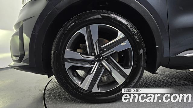 Kia Sorento (IV) HEV 1.6 4WD Signature 2023 — фото 5