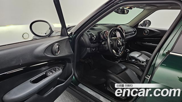 MINI Cooper D Clubman High 2nd 2016 — фото 10