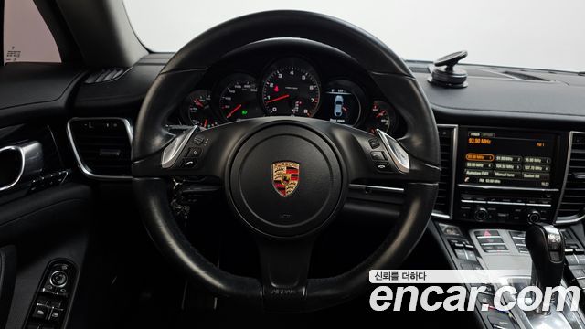 Porsche Panamera 3.6 AWD 970 2015 — фото 12