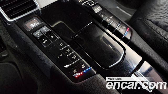 Porsche Panamera 3.6 AWD 970 2015 — фото 16
