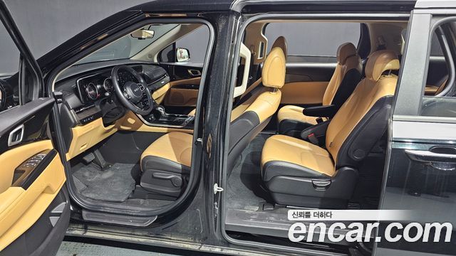 Kia Carnival (IV) Diesel 9-Seater Prestige 2023 — фото 10