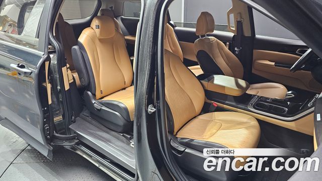 Kia Carnival (IV) Diesel 9-Seater Prestige 2023 — фото 11