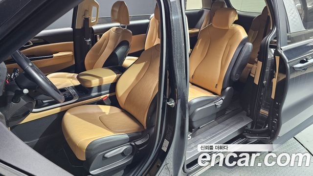 Kia Carnival (IV) Diesel 9-Seater Prestige 2023 — фото 13