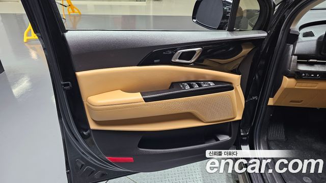Kia Carnival (IV) Diesel 9-Seater Prestige 2023 — фото 24