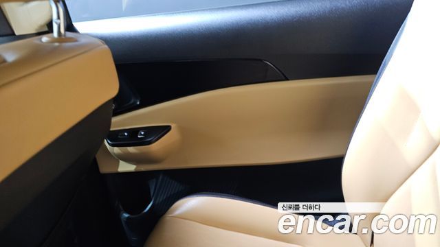Kia Carnival (IV) Diesel 9-Seater Prestige 2023 — фото 25
