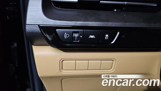 Kia Carnival (IV) Diesel 9-Seater Prestige 2023 — фото 31