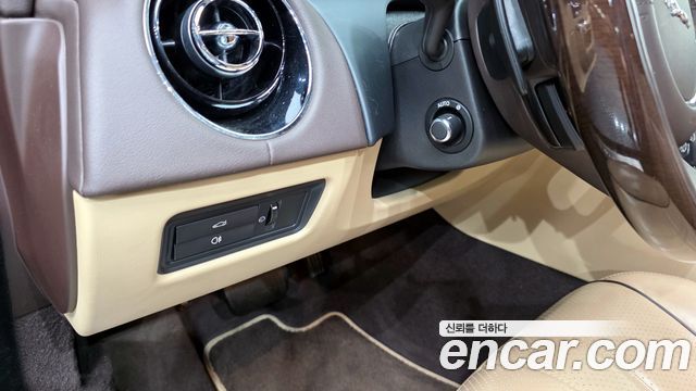 Jaguar XJ 3.0D Premium Luxury SWB X351 2018 — фото 18