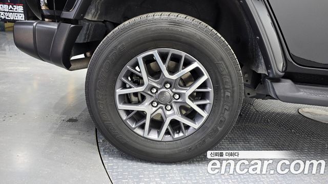 Jeep Wrangler (JL) 2.0 Overland Power Top 4Door 4xe 2021 — фото 5