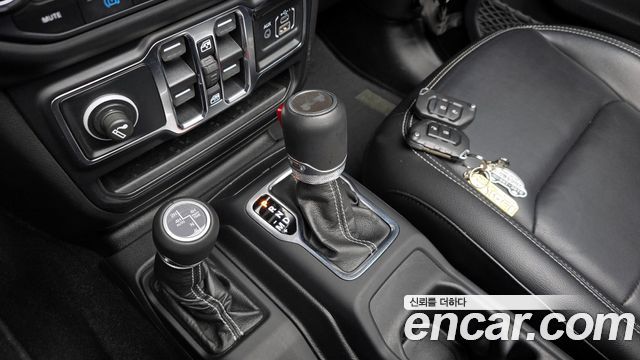 Jeep Wrangler (JL) 2.0 Overland Power Top 4Door 4xe 2021 — фото 9