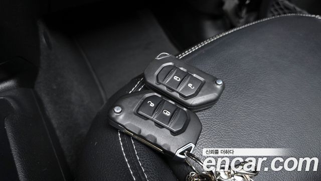 Jeep Wrangler (JL) 2.0 Overland Power Top 4Door 4xe 2021 — фото 18