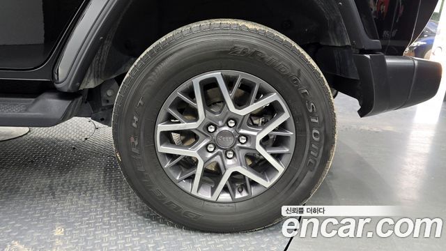 Jeep Wrangler (JL) 2.0 Overland Power Top 4Door 4xe 2021 — фото 21