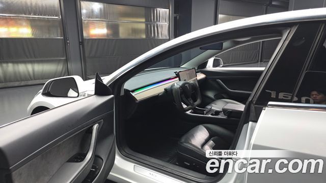 Tesla Model 3 Standard Range Plue RWD 2020 — фото 10