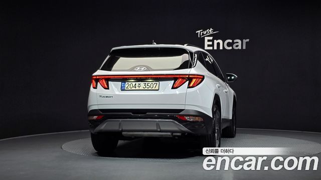 Hyundai Tucson (NX4) Gasoline 1.6 Turbo 2WD Inspiration 2022 — фото 4