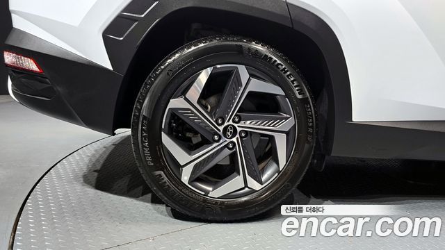 Hyundai Tucson (NX4) Gasoline 1.6 Turbo 2WD Inspiration 2022 — фото 5