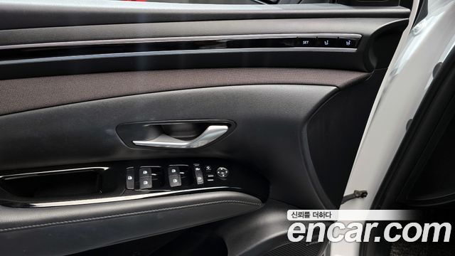 Hyundai Tucson (NX4) Gasoline 1.6 Turbo 2WD Inspiration 2022 — фото 24