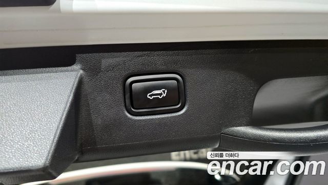 Hyundai Tucson (NX4) Gasoline 1.6 Turbo 2WD Inspiration 2022 — фото 29