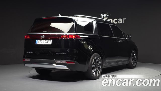 Kia Carnival (IV) Gasoline 7-Seater Noblesse 2021 — фото 2