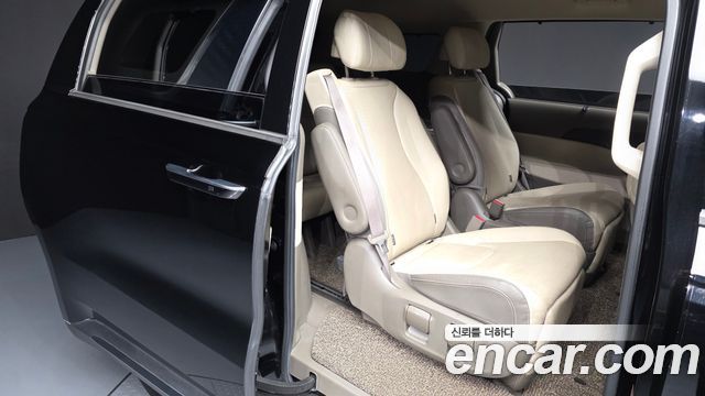 Kia Carnival (IV) Gasoline 7-Seater Noblesse 2021 — фото 12