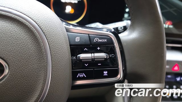 Kia Carnival (IV) Gasoline 7-Seater Noblesse 2021 — фото 17