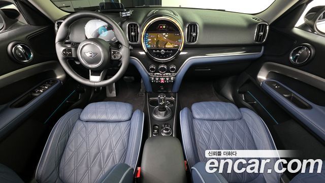 MINI Cooper S Countryman ALL4 Classic Launch Pack 2nd 2023 — фото 7