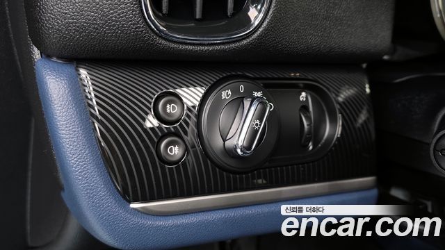 MINI Cooper S Countryman ALL4 Classic Launch Pack 2nd 2023 — фото 17