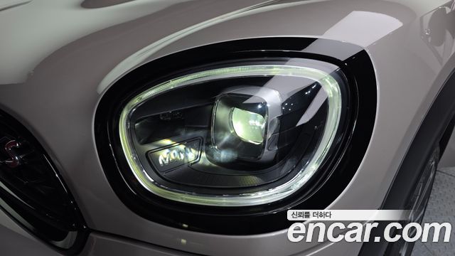 MINI Cooper S Countryman ALL4 Classic Launch Pack 2nd 2023 — фото 22