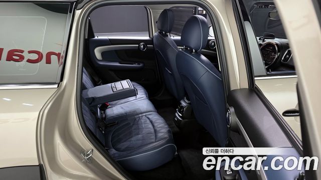 MINI Cooper S Countryman ALL4 Classic Launch Pack 2nd 2023 — фото 30