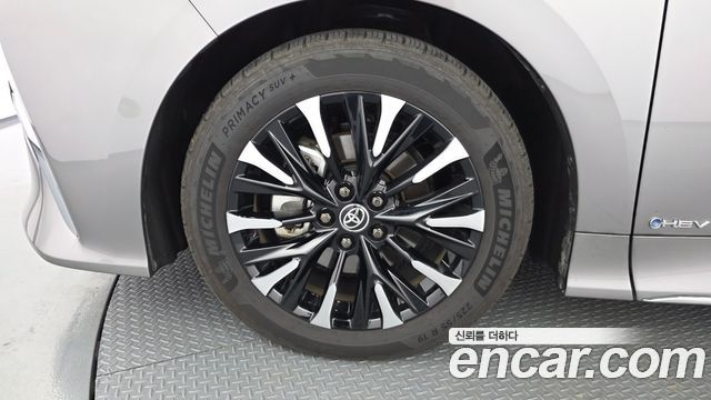 Toyota Alphard (IV) 2.5 HEV Executive AWD 2025 — фото 5
