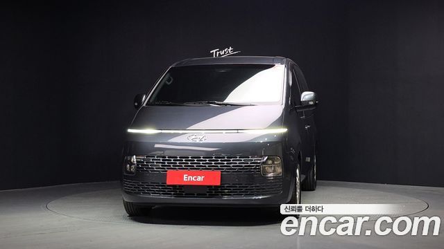 Hyundai Staria L3.5 Cargo 5-Seater Modern 2023 — фото 3