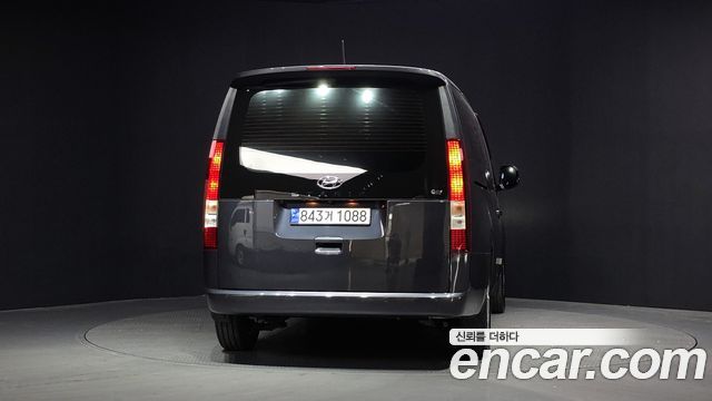 Hyundai Staria L3.5 Cargo 5-Seater Modern 2023 — фото 4