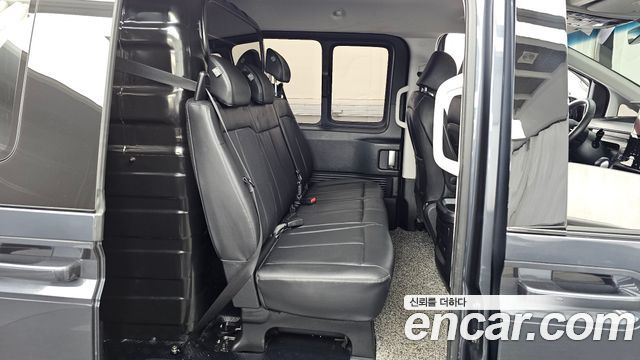 Hyundai Staria L3.5 Cargo 5-Seater Modern 2023 — фото 12