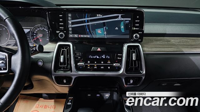 Kia Sorento (IV) Diesel 2.2 2WD Trendy 2023 — фото 13