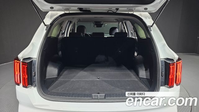 Kia Sorento (IV) Diesel 2.2 2WD Trendy 2023 — фото 17