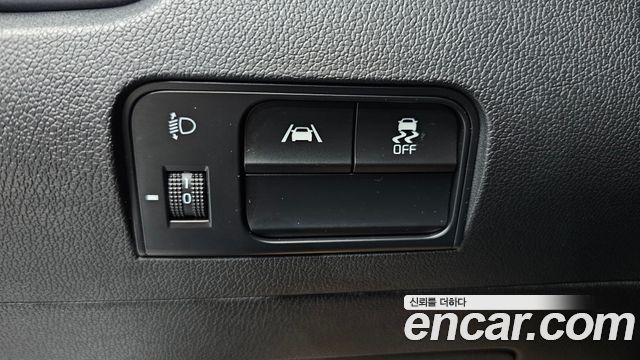 Kia Sorento (IV) Diesel 2.2 2WD Trendy 2023 — фото 18