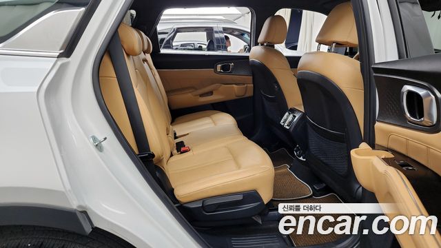 Kia Sorento (IV) Diesel 2.2 2WD Noblesse 2023 — фото 11