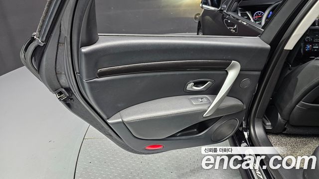 Renault Korea SM7 Nova LPLI 2.0 LPe Disabled 2019 — фото 25