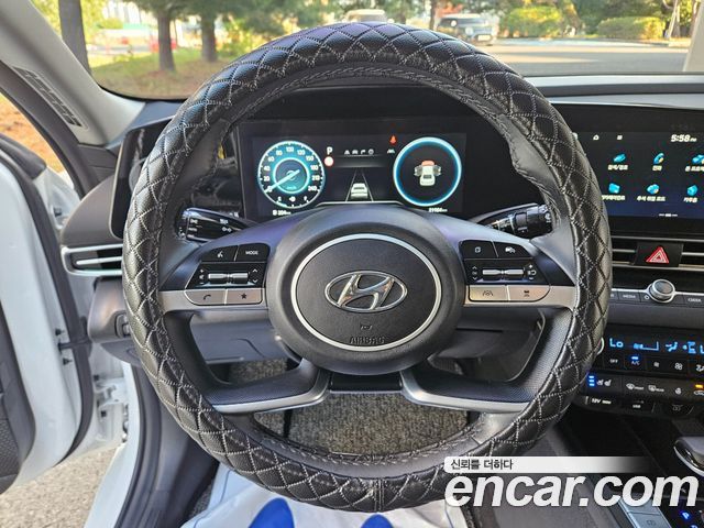 Hyundai Avante (CN7) 1.6 Inspiration 2024 — фото 18