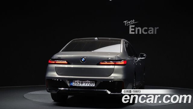 BMW 7 Series (G70) 740i xDrive M Sport Limited 2026 — фото 4