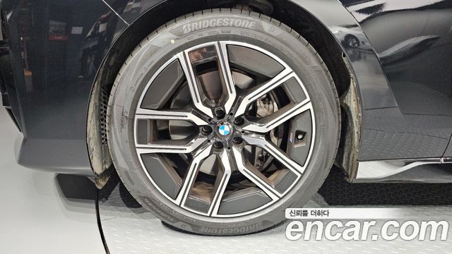 BMW 7 Series (G70) 740i xDrive M Sport Limited 2026 — фото 5