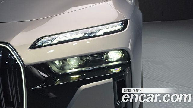 BMW 7 Series (G70) 740i xDrive M Sport Limited 2026 — фото 22