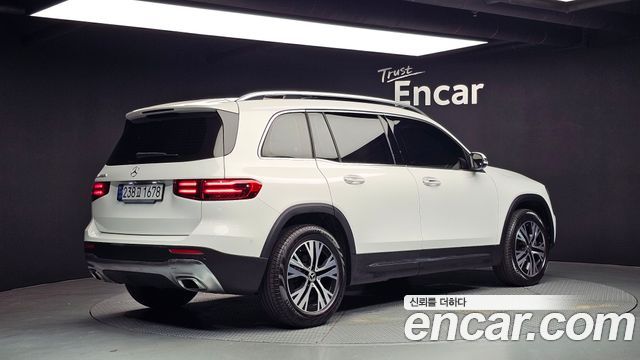 Mercedes-Benz GLB-Class (X247) GLB200 d 2024 — фото 2