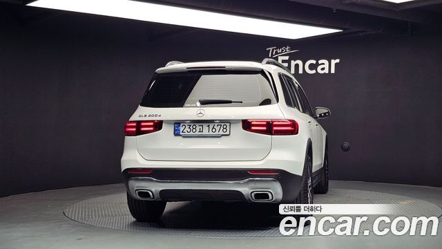 Mercedes-Benz GLB-Class (X247) GLB200 d 2024 — фото 4