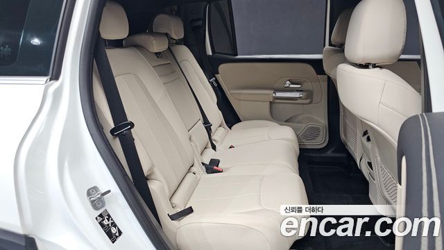 Mercedes-Benz GLB-Class (X247) GLB200 d 2024 — фото 11